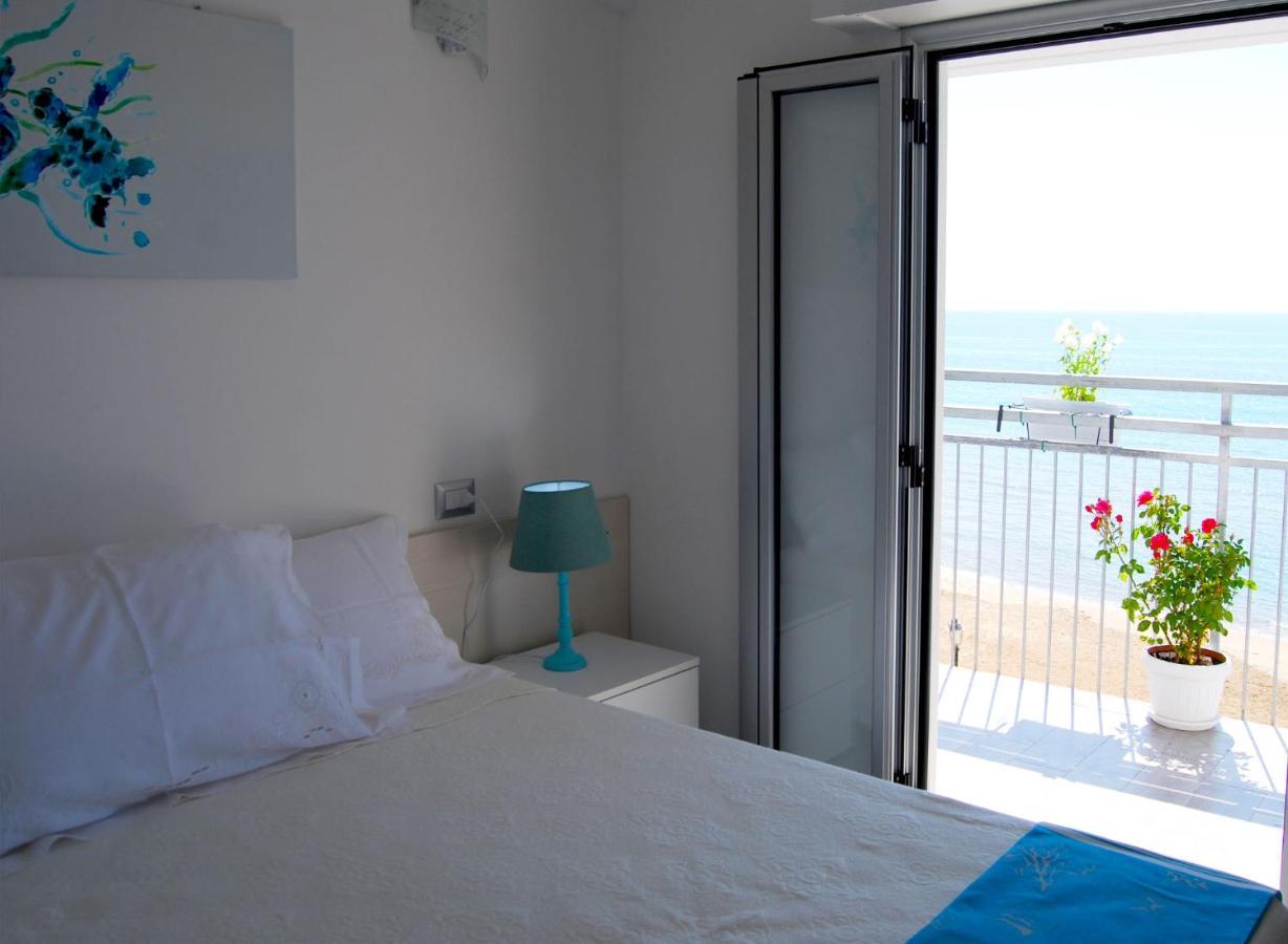 B&B Capo Rizzuto Fronte Mare Eksteriør billede
